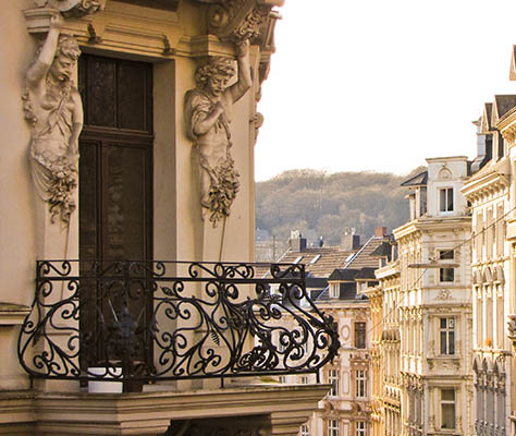 Verschnoerkelter Balkon